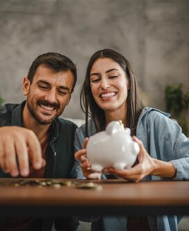 Glückliche Absolventen informieren über den Meisterbonus