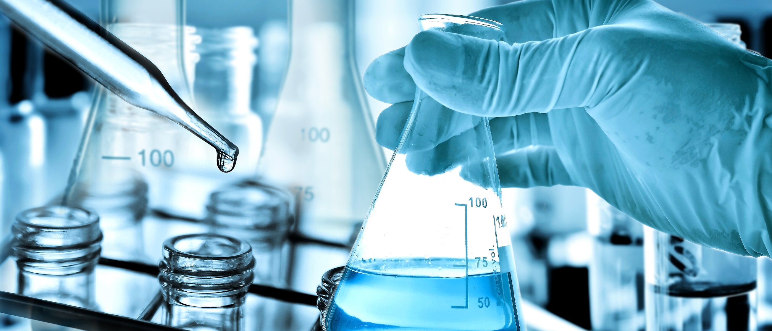 Weiterbildung Industriemeister Chemie - Einblick in ein chemisches Labor. 